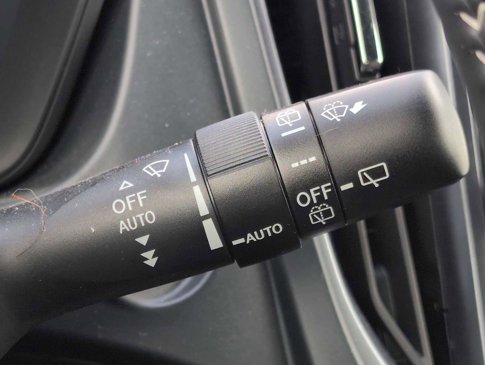 Certified 2025 Subaru Forester Limited w/ Popular Package image 25