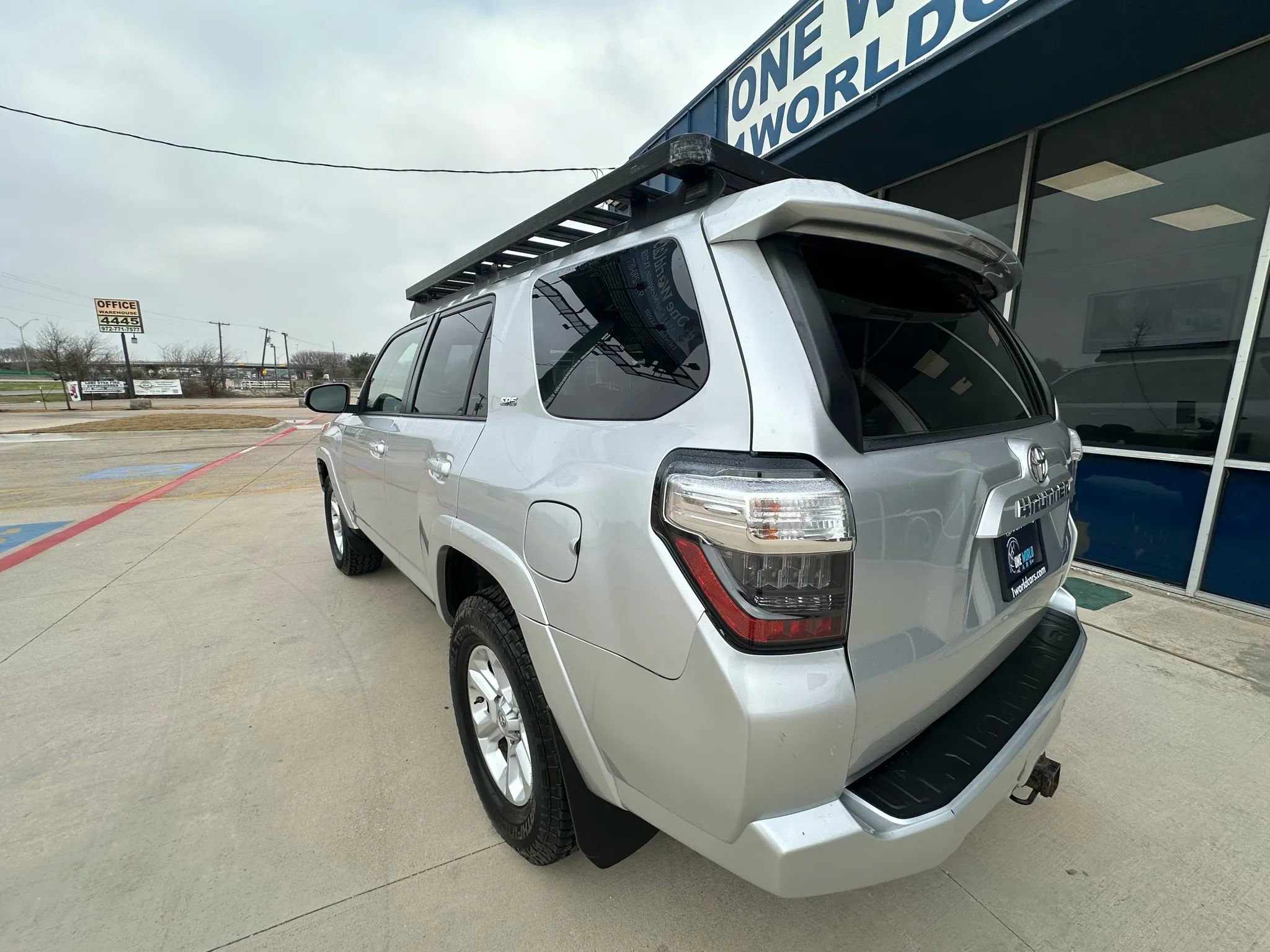 Used 2014 Toyota 4Runner SR5 Premium image 3