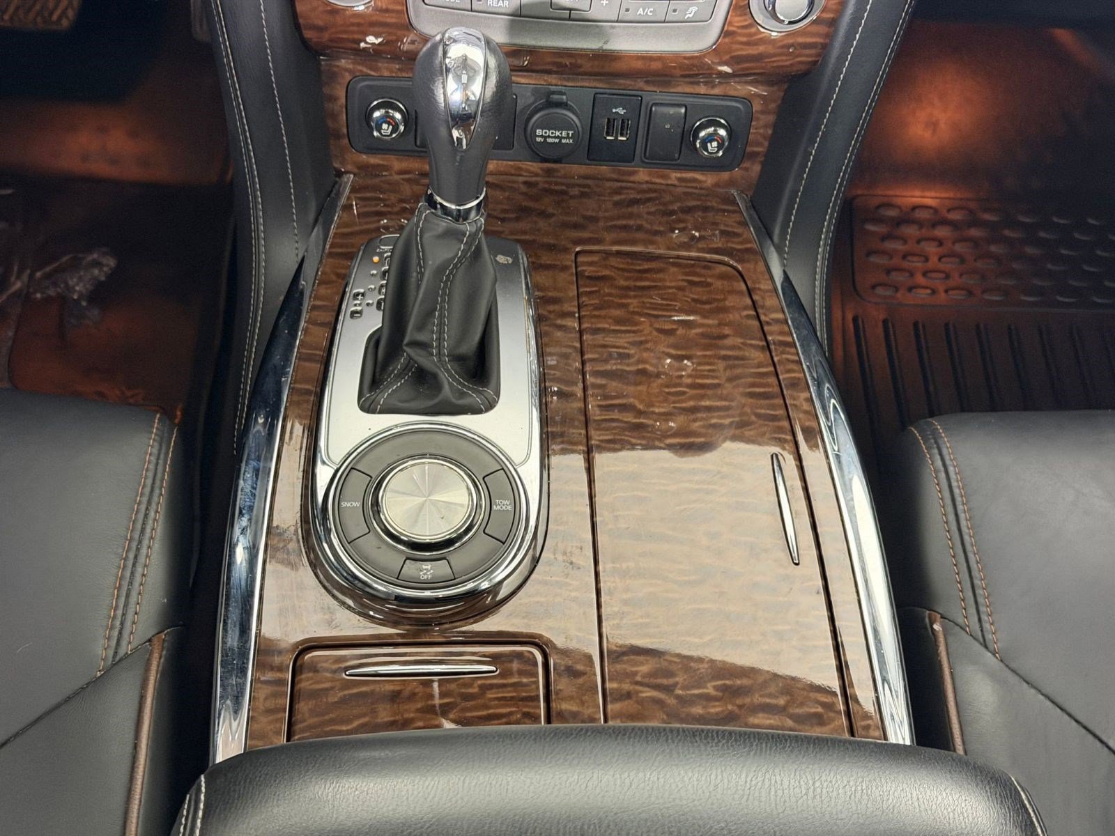 Used 2020 Nissan Armada Platinum w/ Captain's Chairs Package image 18