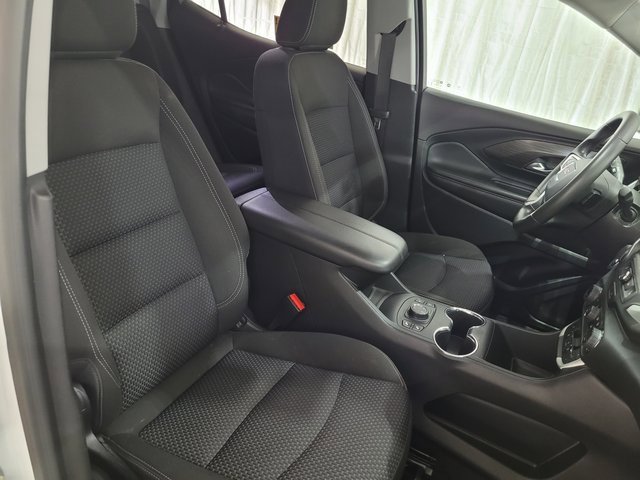 Used 2023 GMC Terrain SLE image 57