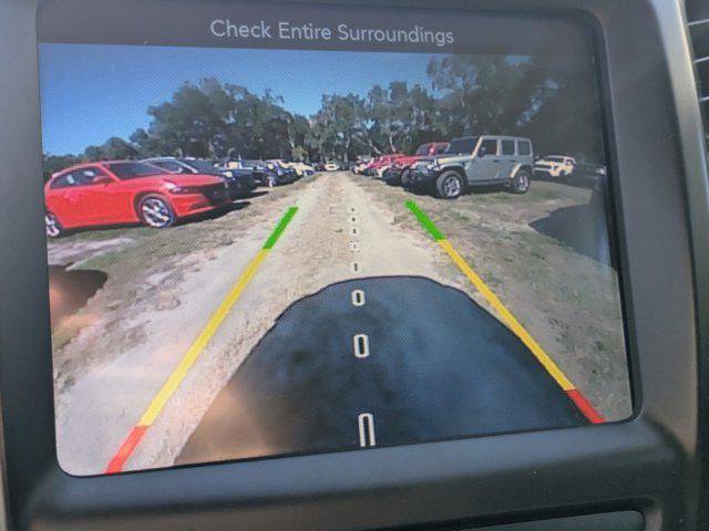 Certified 2017 Jeep Cherokee Latitude w/ Cold Weather Group image 18