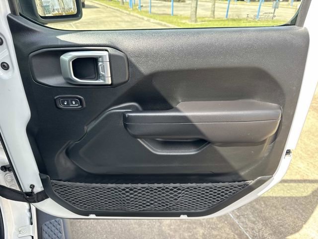 Used 2020 Jeep Gladiator Sport w/ Quick Order Package 24S image 17