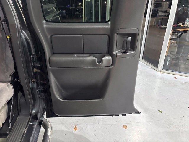 Used 2003 GMC Sierra 2500 SLE w/ Snow Plow Prep Package AWD/4WD image 17