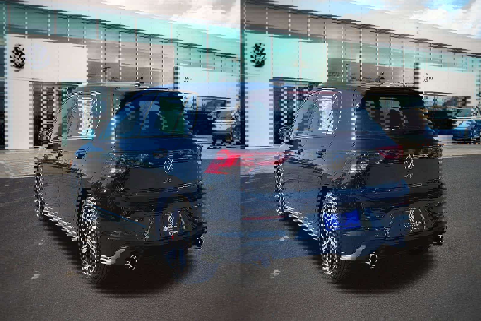 New 2025 Volkswagen GTI SE image 7