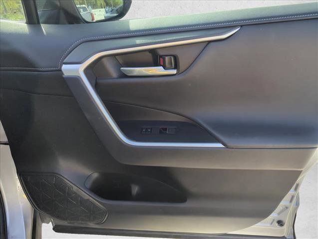 Used 2023 Toyota RAV4 Limited image 23