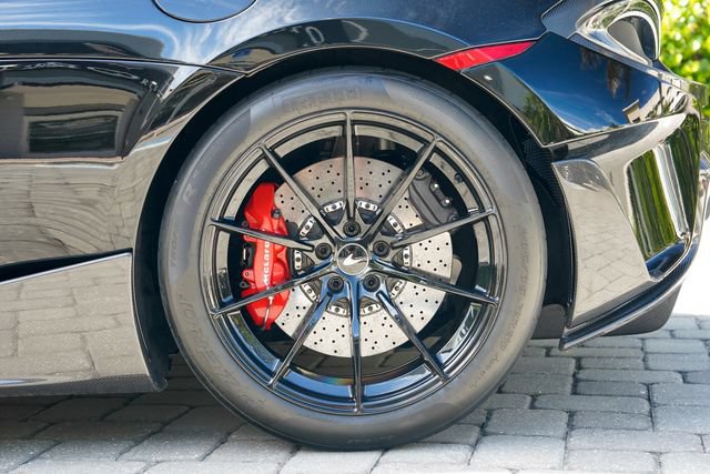 Used 2019 McLaren 600LT RWD image 17