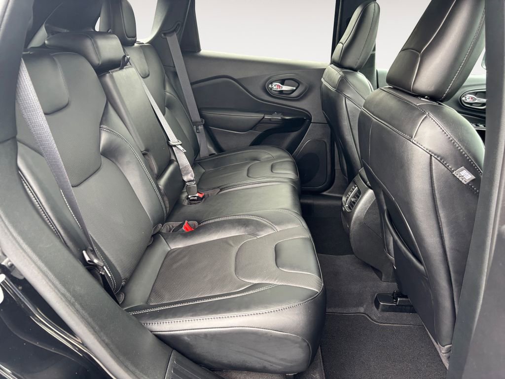 Used 2023 Jeep Cherokee Altitude Lux w/ Lux Elite Package image 11