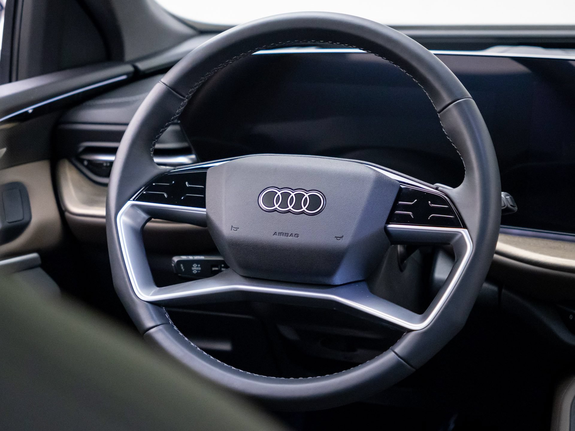Used 2025 Audi Q5 Premium Plus AWD/4WD image 11