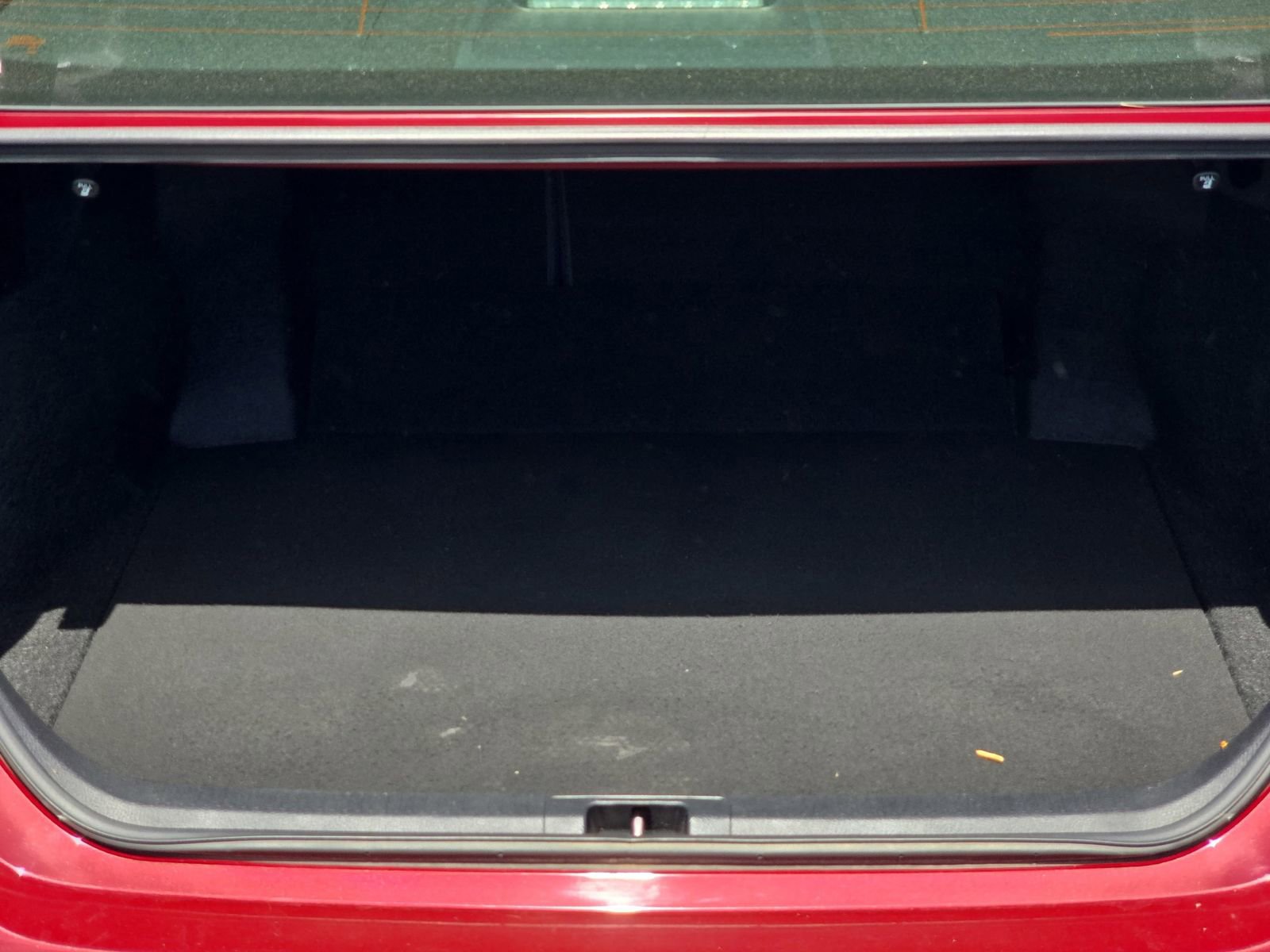 Used 2018 Toyota Camry XSE image 16