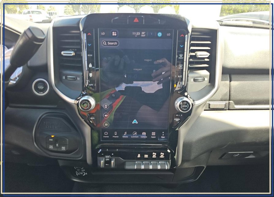 Used 2026 RAM 2500 Big Horn AWD/4WD image 4