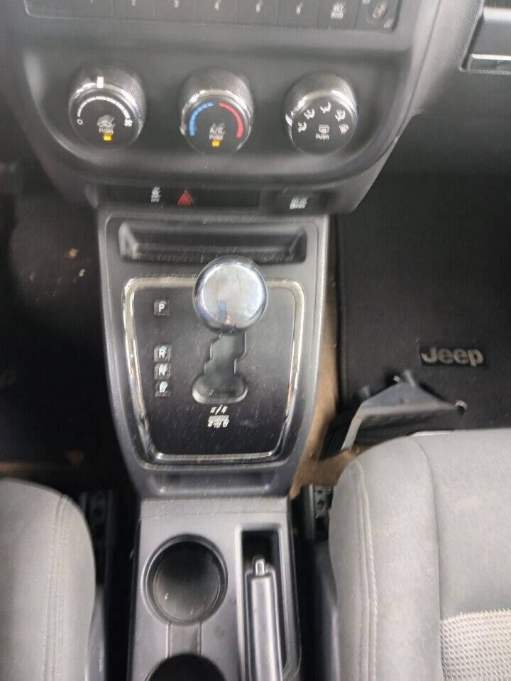 Used 2017 Jeep Patriot Sport w/ Power Value Group image 14