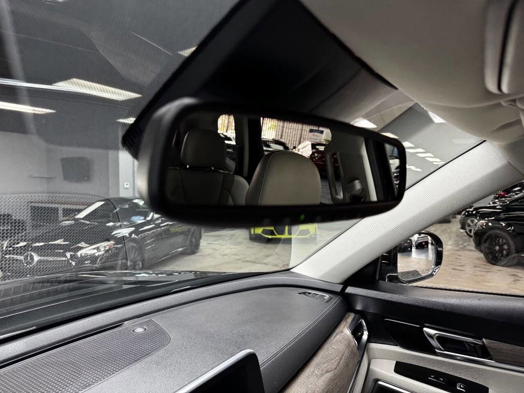 Used 2020 Kia Telluride SX image 28