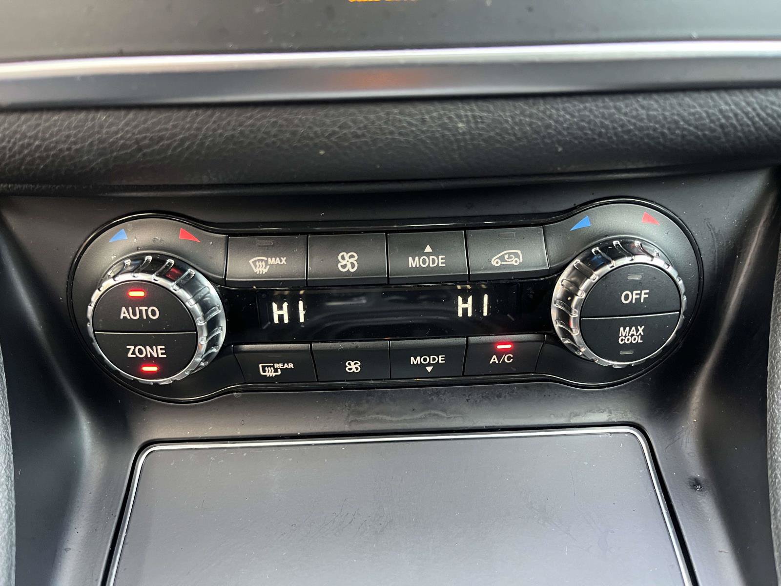 Used 2019 Mercedes-Benz GLA 250 4MATIC image 33