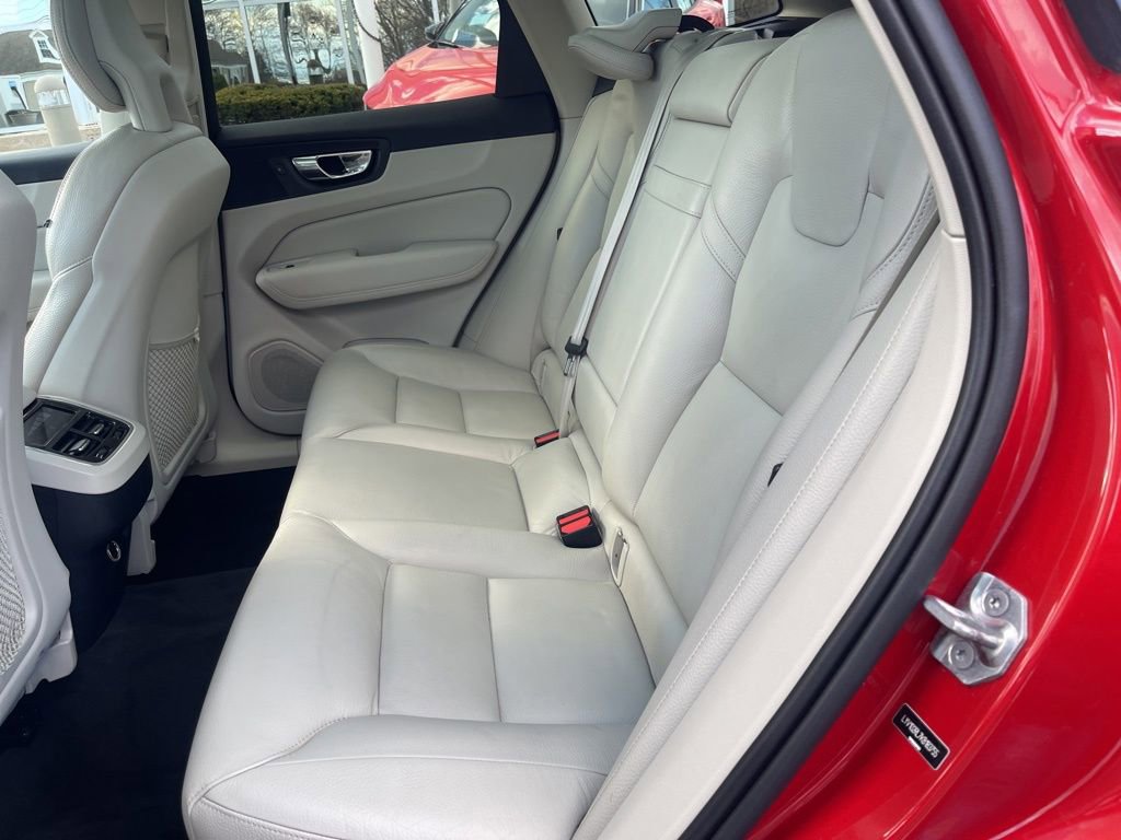 Used 2019 Volvo XC60 T5 Inscription AWD/4WD image 20
