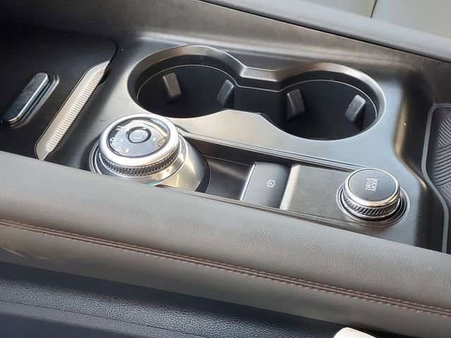 Certified 2025 Ford Explorer Active w/ Active Comfort Package image 24