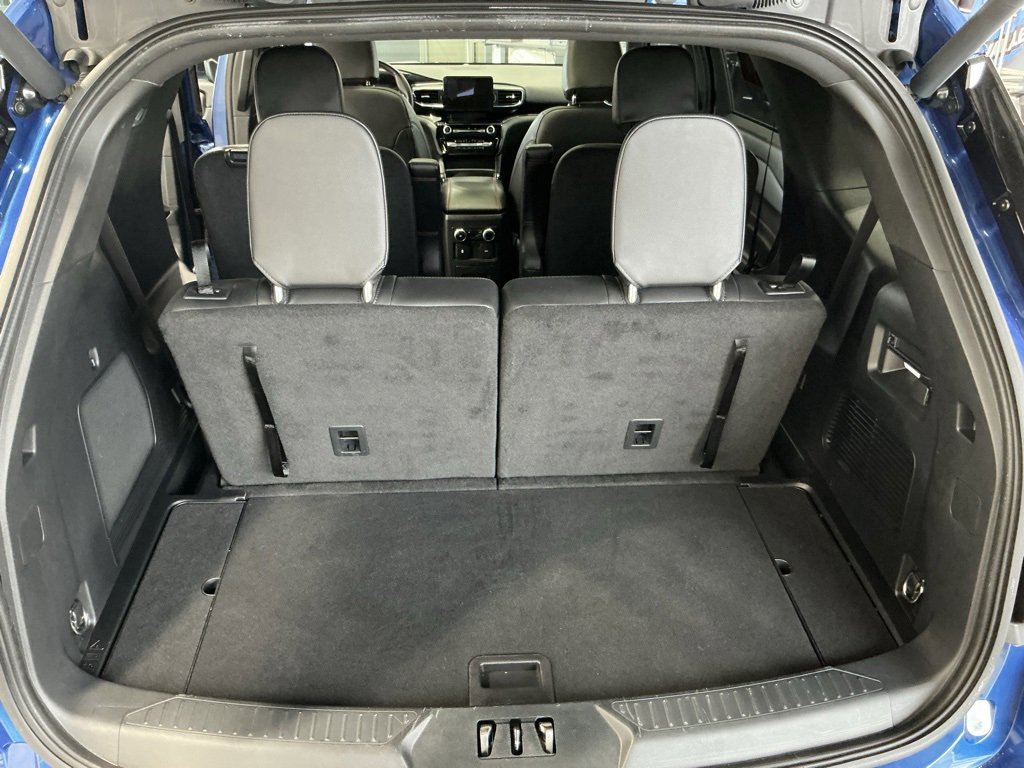 Used 2023 Ford Explorer ST-Line image 38
