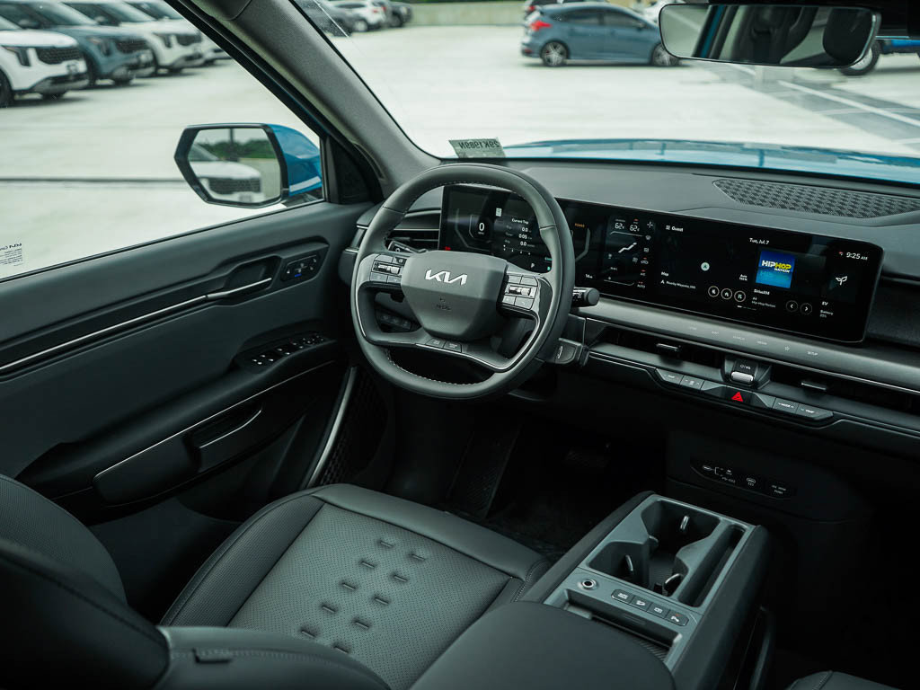New 2026 Kia EV9 Wind AWD/4WD image 16