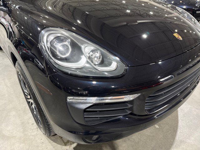 Used 2015 Porsche Cayenne S image 31