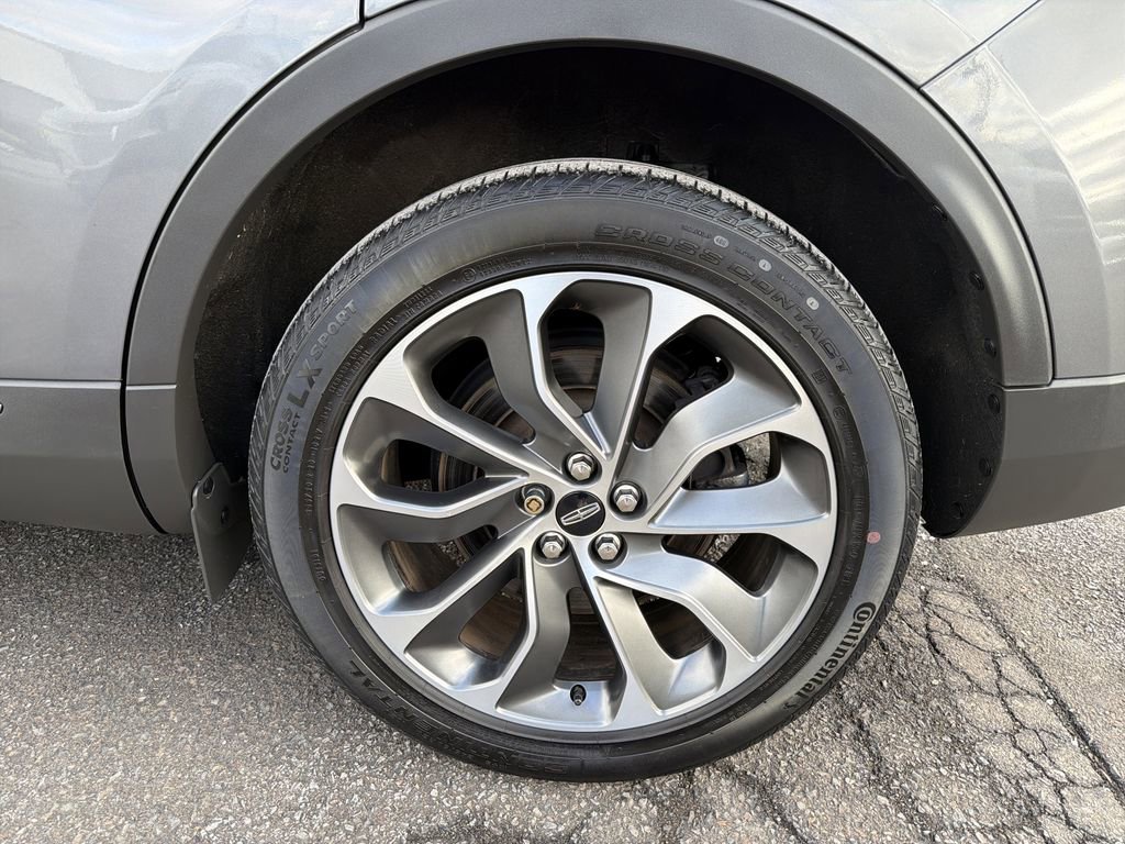 Certified 2021 Lincoln Nautilus Reserve w/ Cargo Utility Package image 31