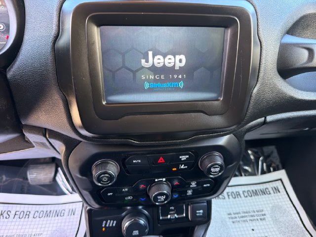 Used 2021 Jeep Renegade Sport AWD/4WD image 19