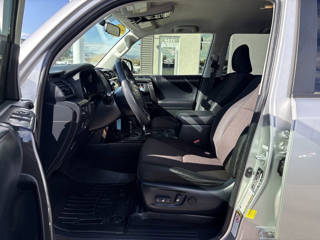 Used 2019 Toyota 4Runner TRD Off-Road image 25