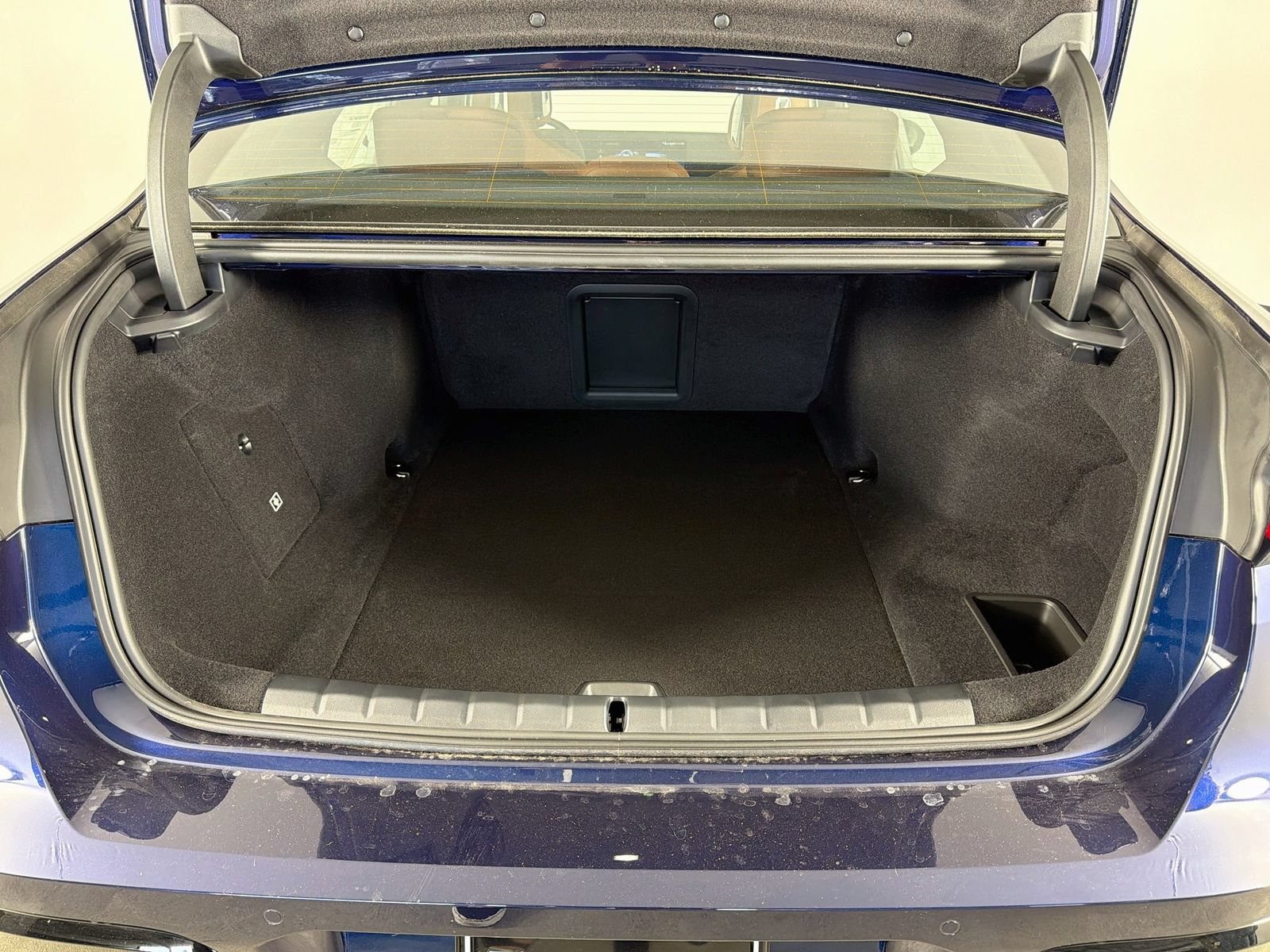 New 2026 BMW i7 xDrive60 w/ M Sport Package RWD image 27