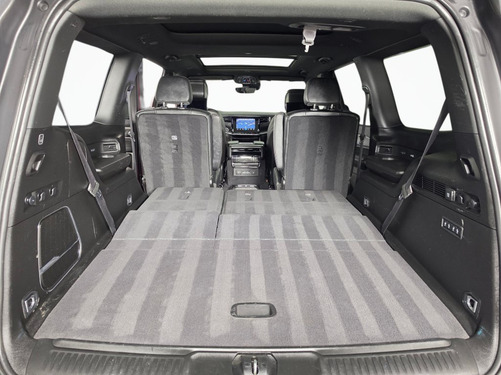 Used 2023 Jeep Wagoneer Series II AWD/4WD image 13