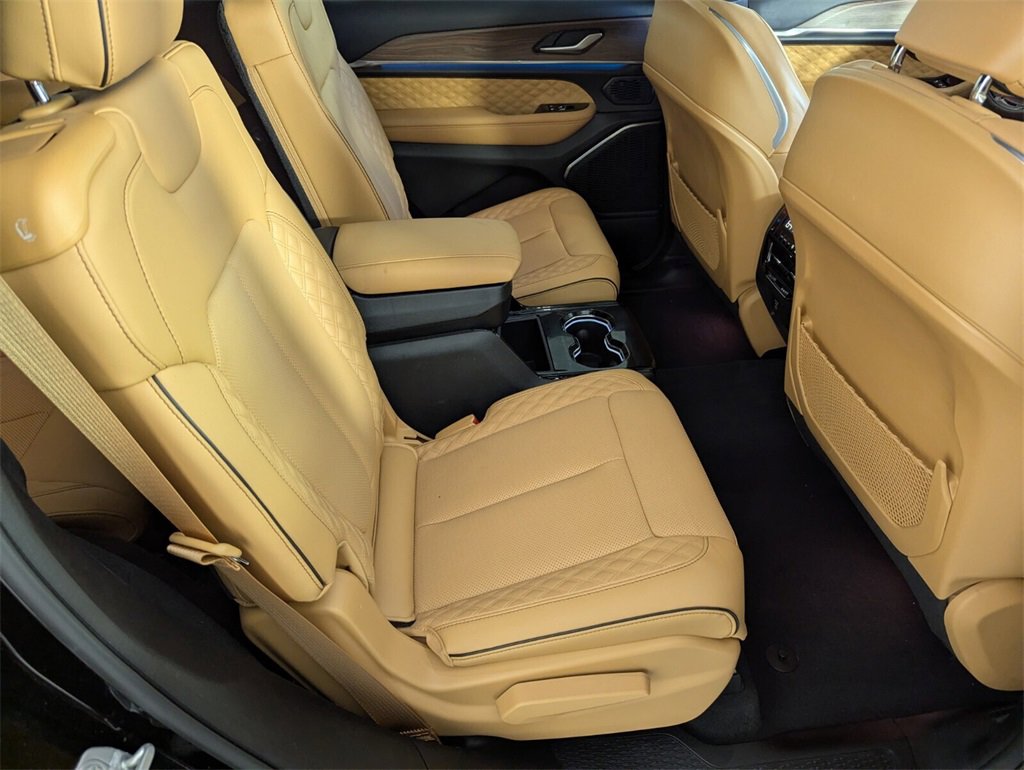 Certified 2024 Jeep Grand Cherokee L Summit w/ High Altitude Package image 34