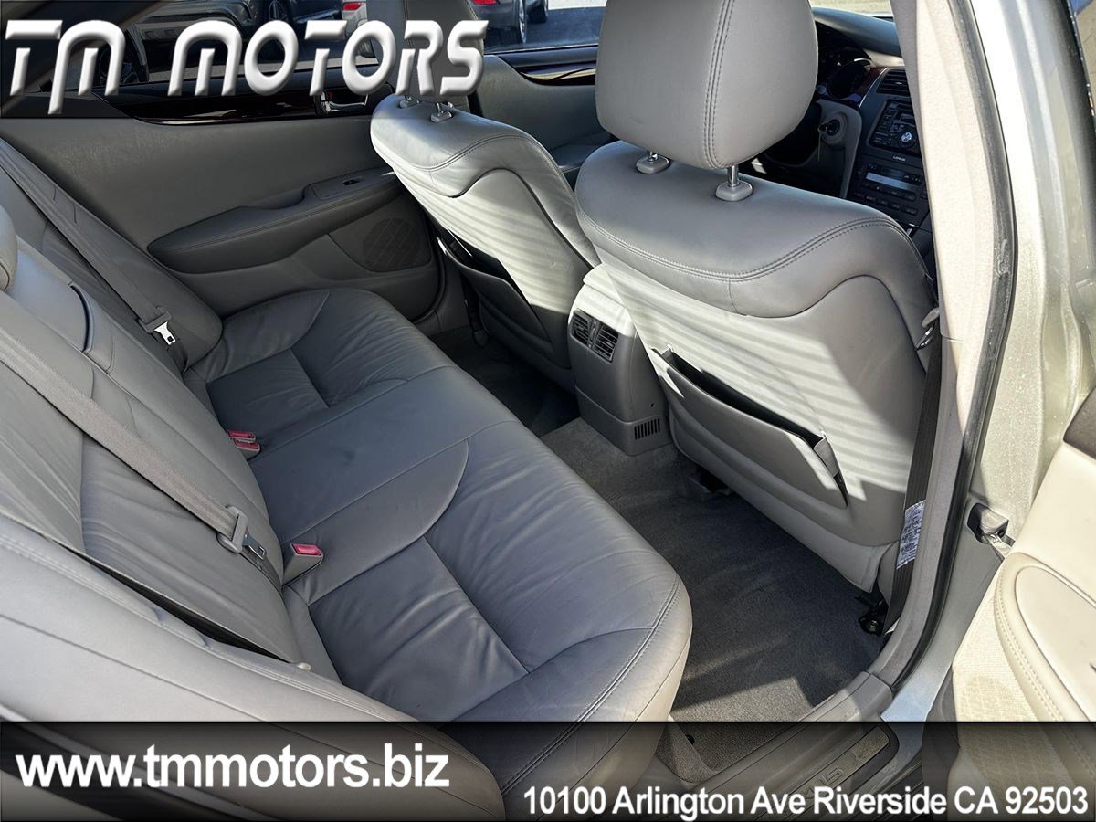 Used 2004 Lexus ES 330 image 9