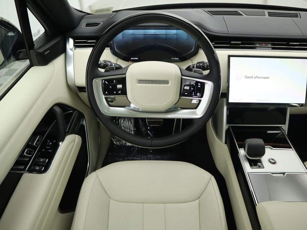 New 2025 Land Rover Range Rover SE image 11