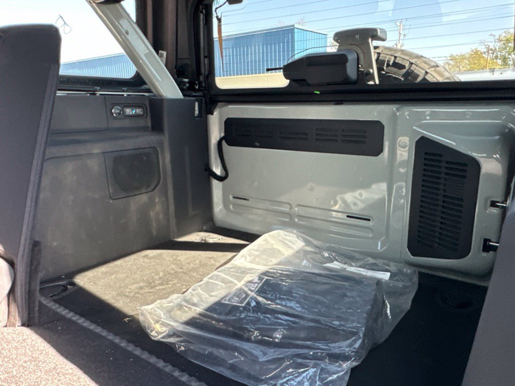 Certified 2023 Ford Bronco Badlands w/ Sasquatch Package AWD/4WD image 22
