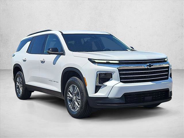 New 2027 Chevrolet Traverse LT w/ Driver Confidence Package FWD image 7