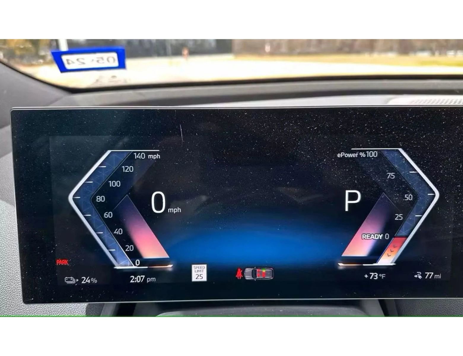 Used 2022 BMW iX xDrive50 w/ Premium Package image 7