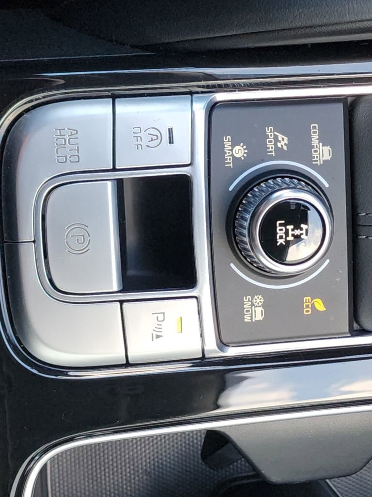 Certified 2025 Kia Telluride EX image 33