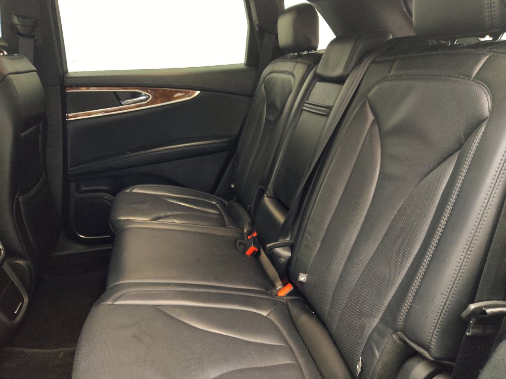 Used 2018 Lincoln MKX Reserve FWD image 18