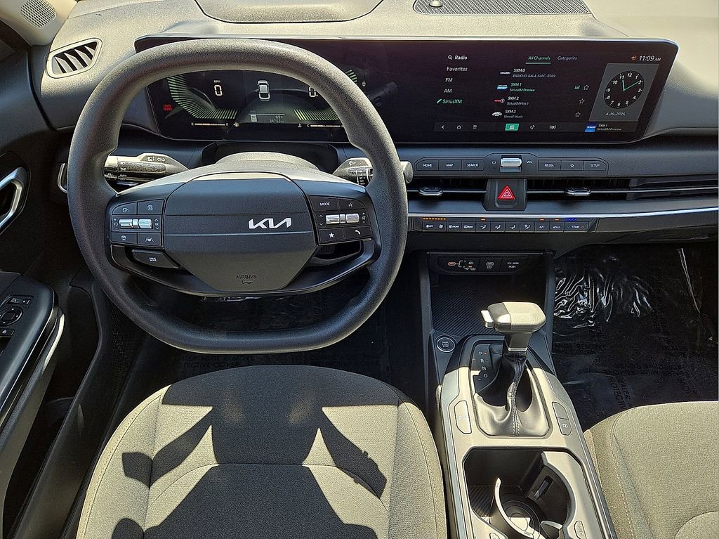 Used 2025 Kia K4 LXS FWD image 17