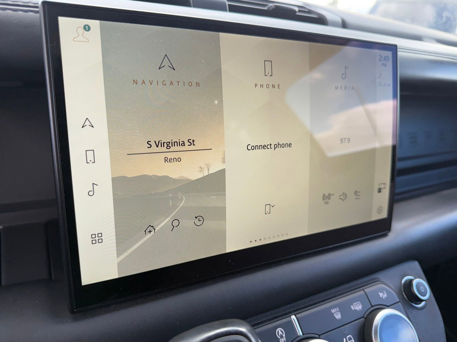 Used 2023 Land Rover Defender 90 X image 11