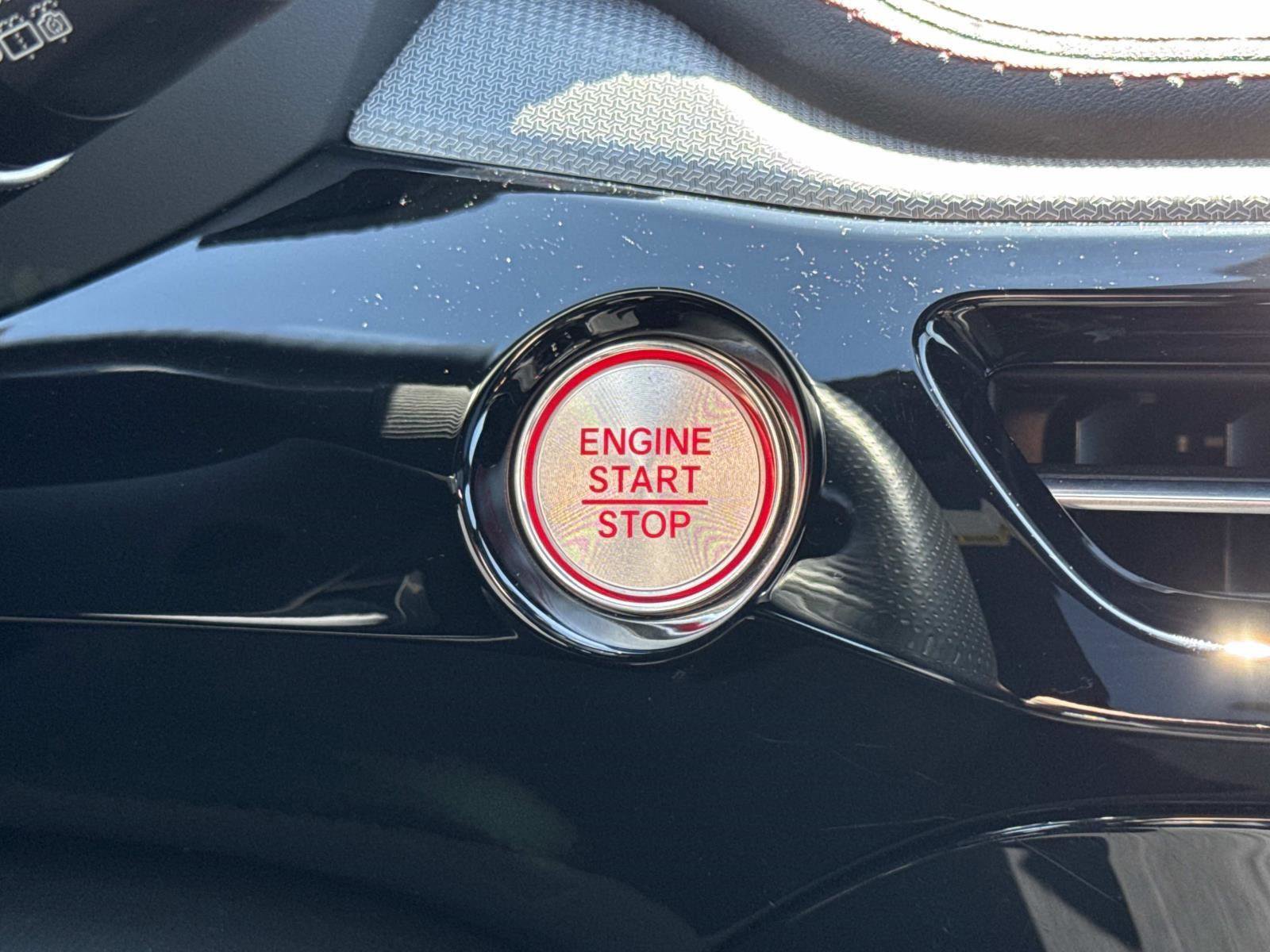 Used 2023 Acura MDX A-Spec image 15