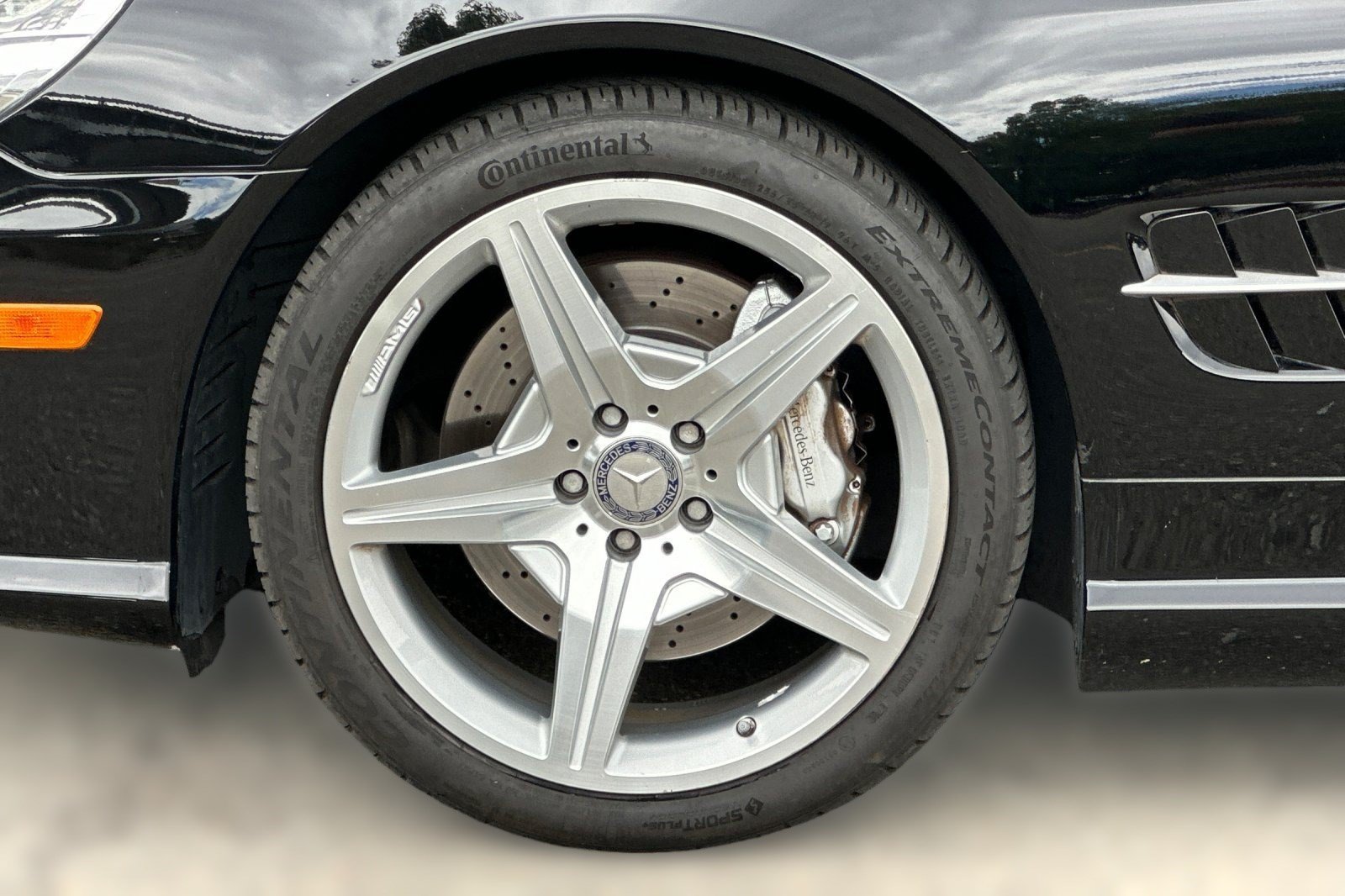 Used 2012 Mercedes-Benz SL 550 image 12