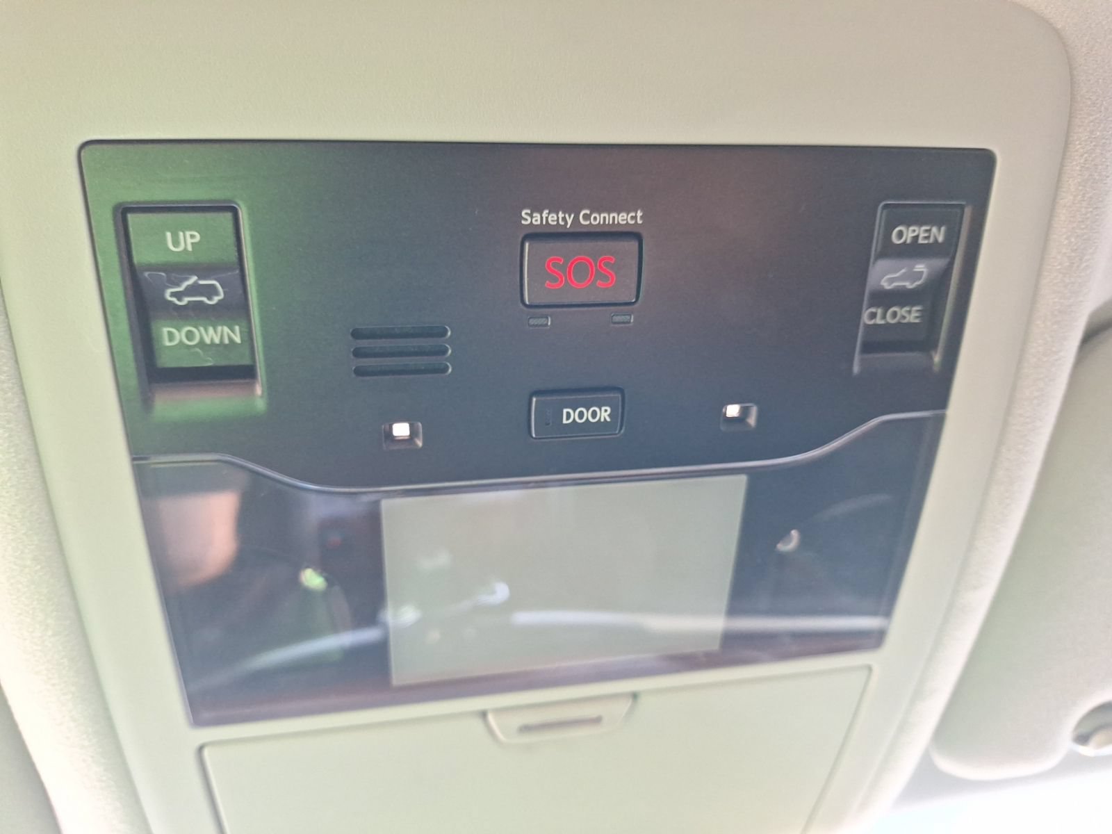 Used 2021 Lexus LX 570 4WD w/ Luxury Package image 28