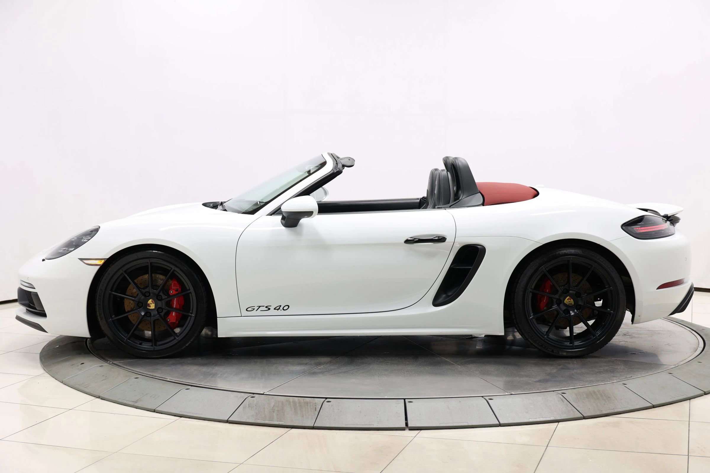 Used 2021 Porsche 718 Boxster GTS image 9