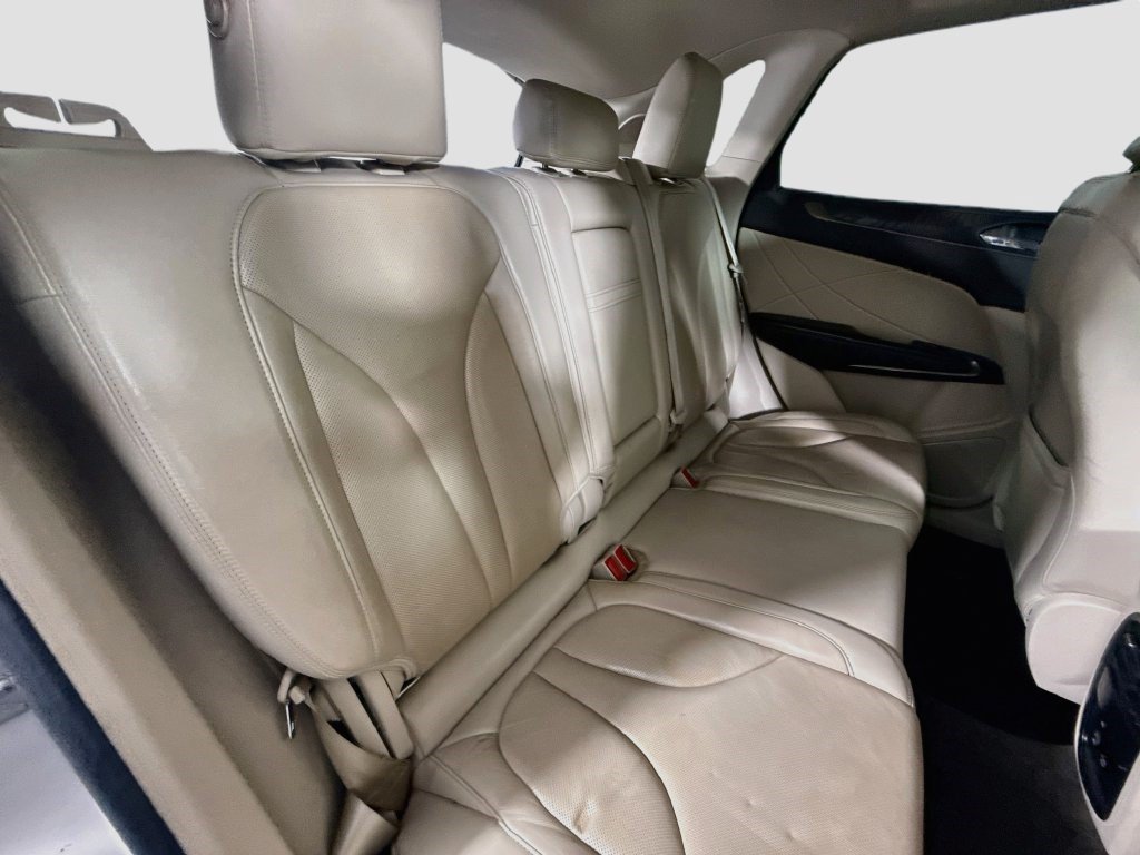 Used 2019 Lincoln MKC Reserve w/ MKC Climate Package FWD image 25