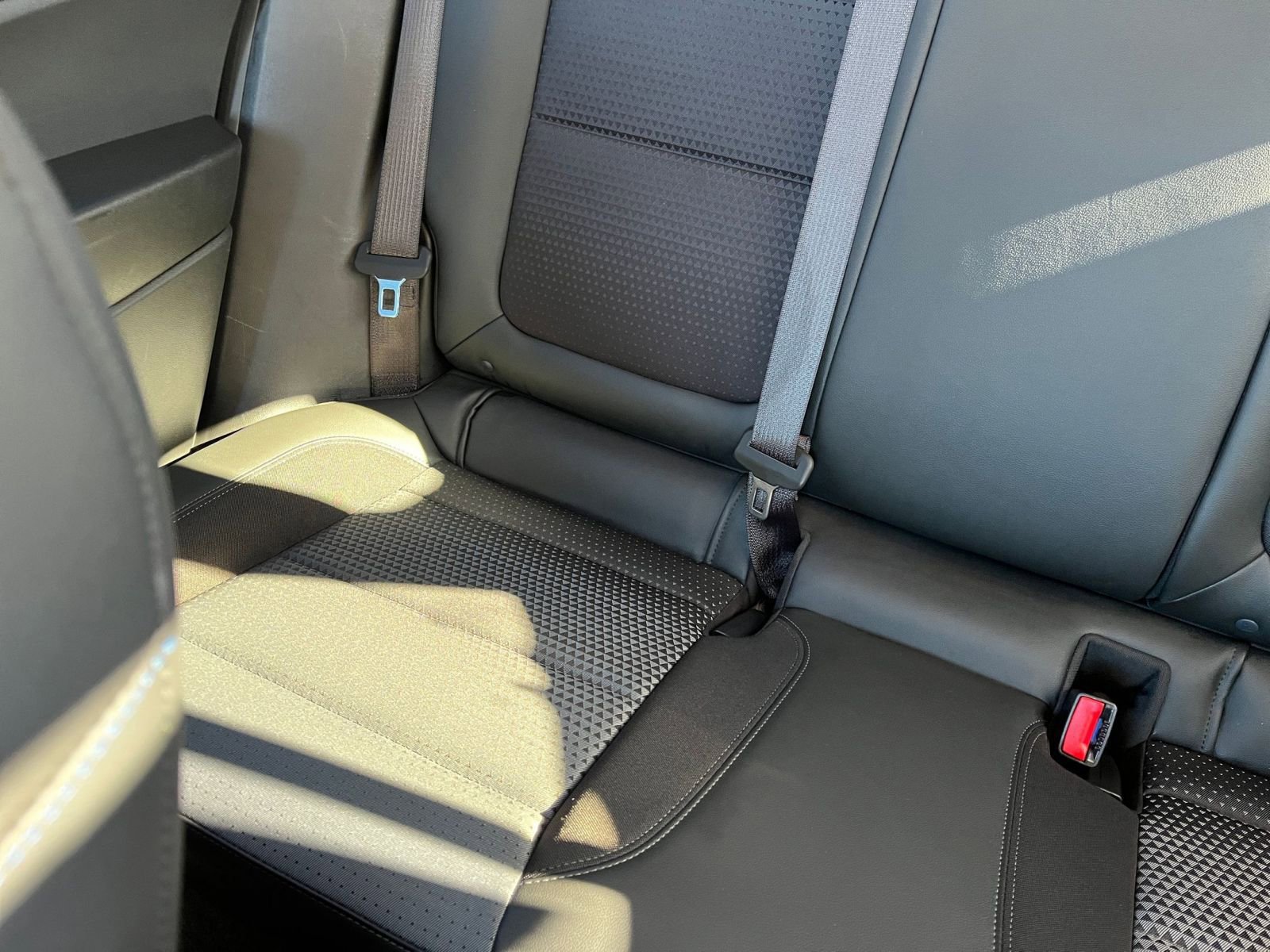 Used 2025 Chevrolet Trax LT image 40