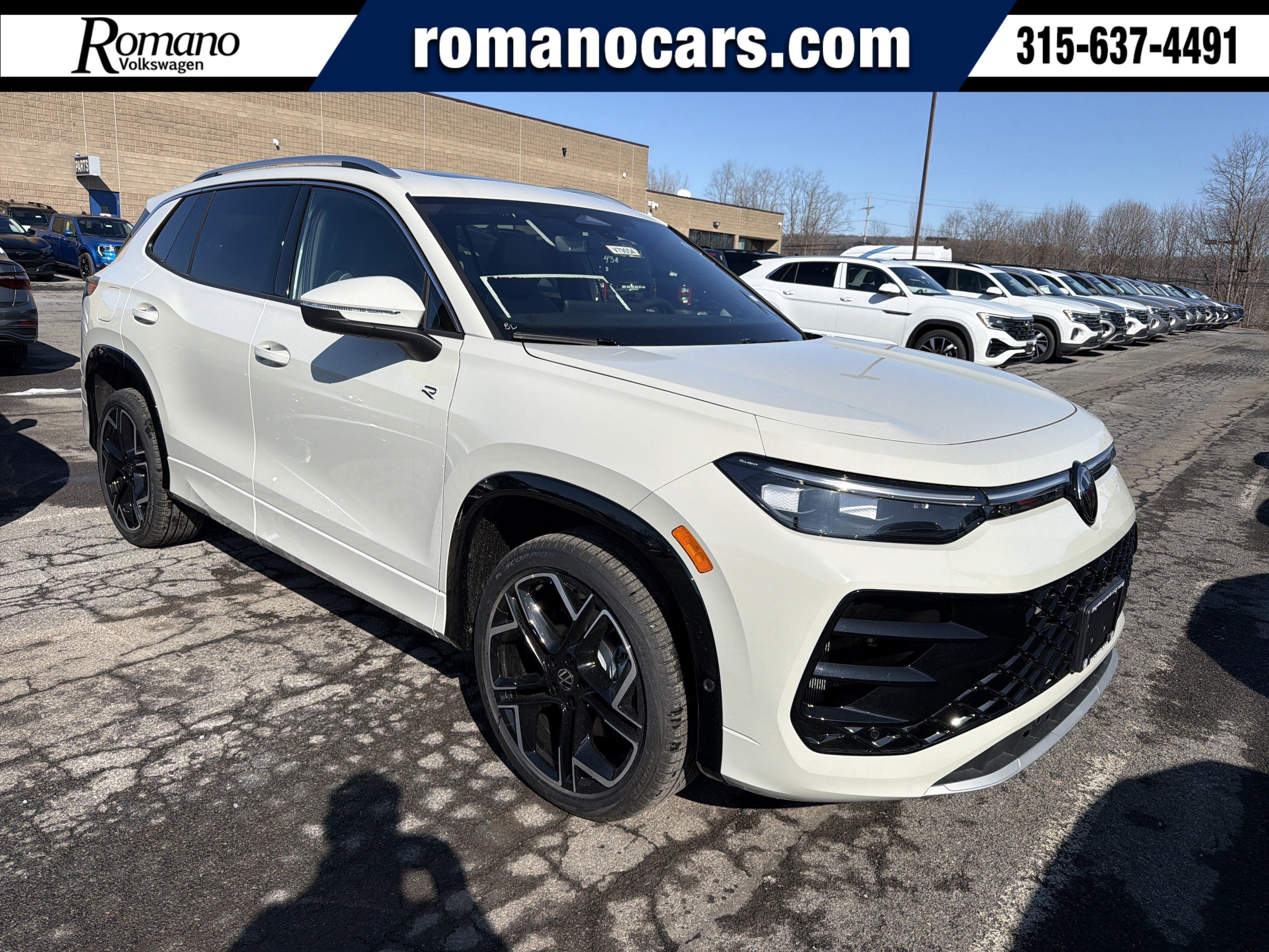 New 2026 Volkswagen Tiguan SEL R-Line