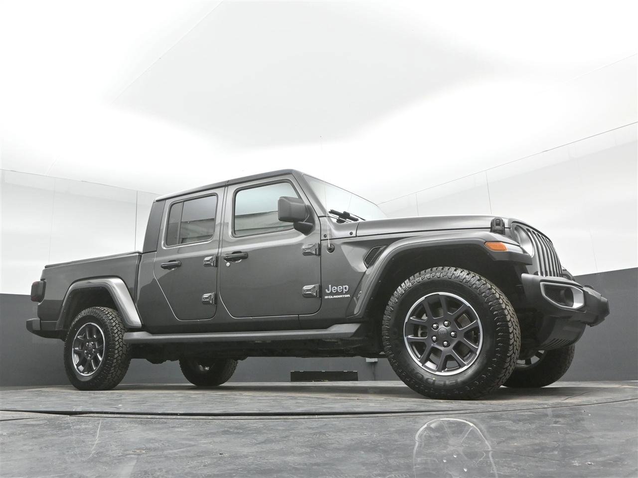 Used 2023 Jeep Gladiator Overland w/ Popular Equipment Package image 31