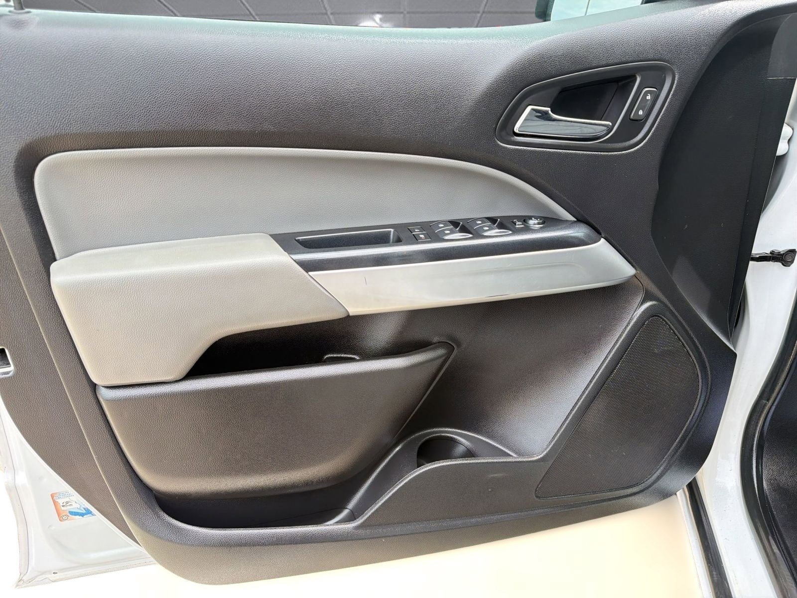 Used 2020 Chevrolet Colorado LT RWD image 13