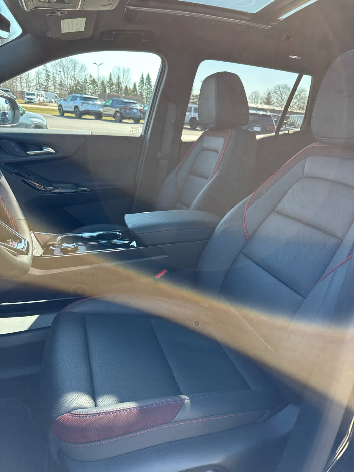 New 2026 Chevrolet Equinox RS w/ Convenience Package III AWD/4WD image 6