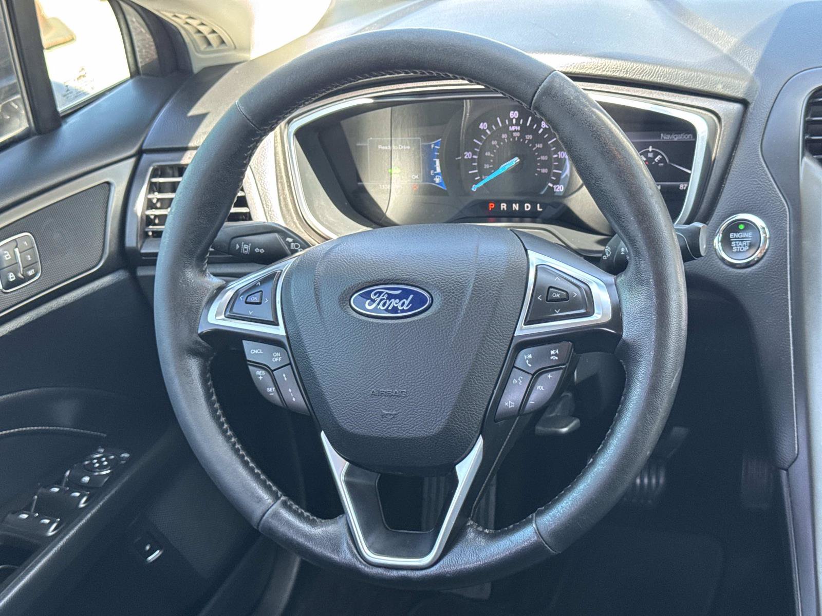Used 2019 Ford Fusion Energi Titanium FWD image 10