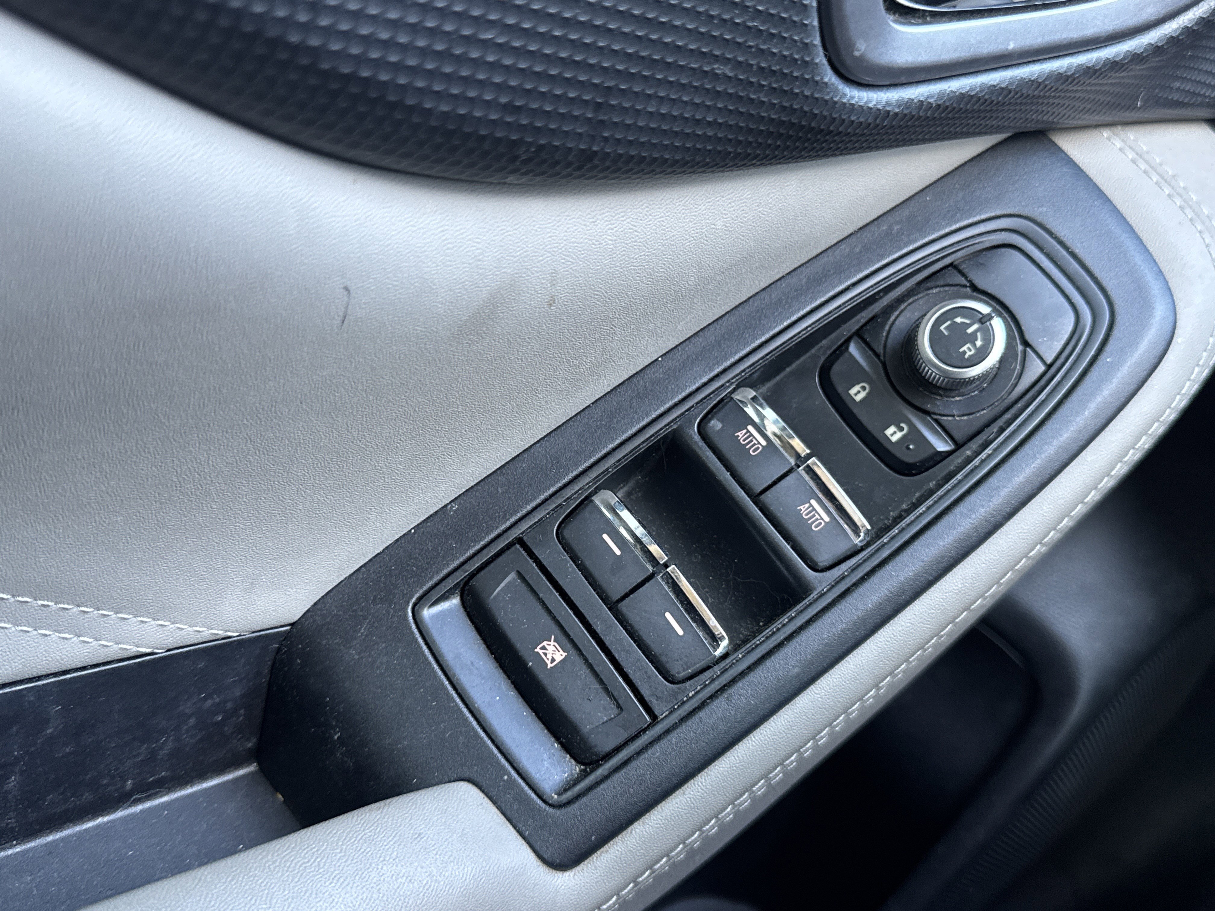 Used 2019 Subaru Forester Limited w/ Popular Package #3 image 19