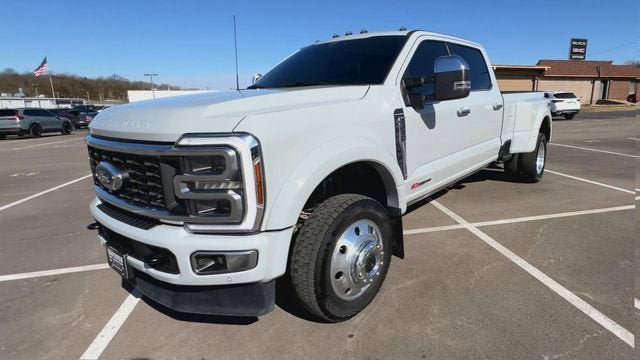 Used 2025 Ford F450 Platinum w/ Platinum Plus Package image 4